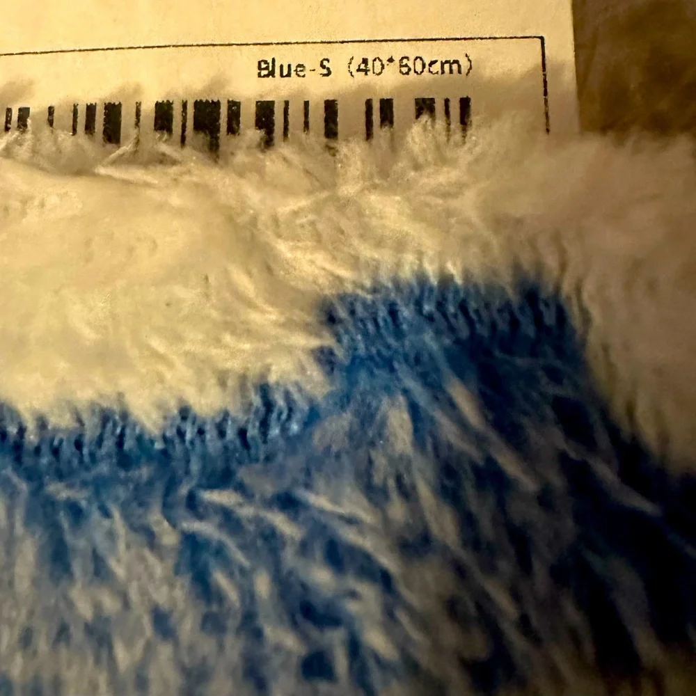 NWT untitled blue blanket size small soft but read dimensions